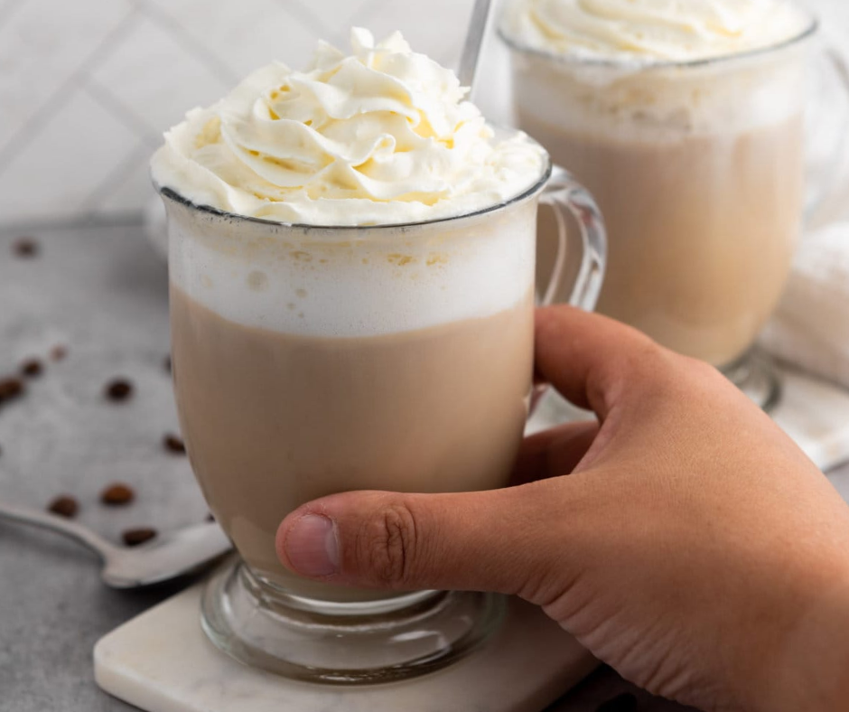 Starbucks' Skinny Vanilla Latte: Indulging in a Lighter Delight