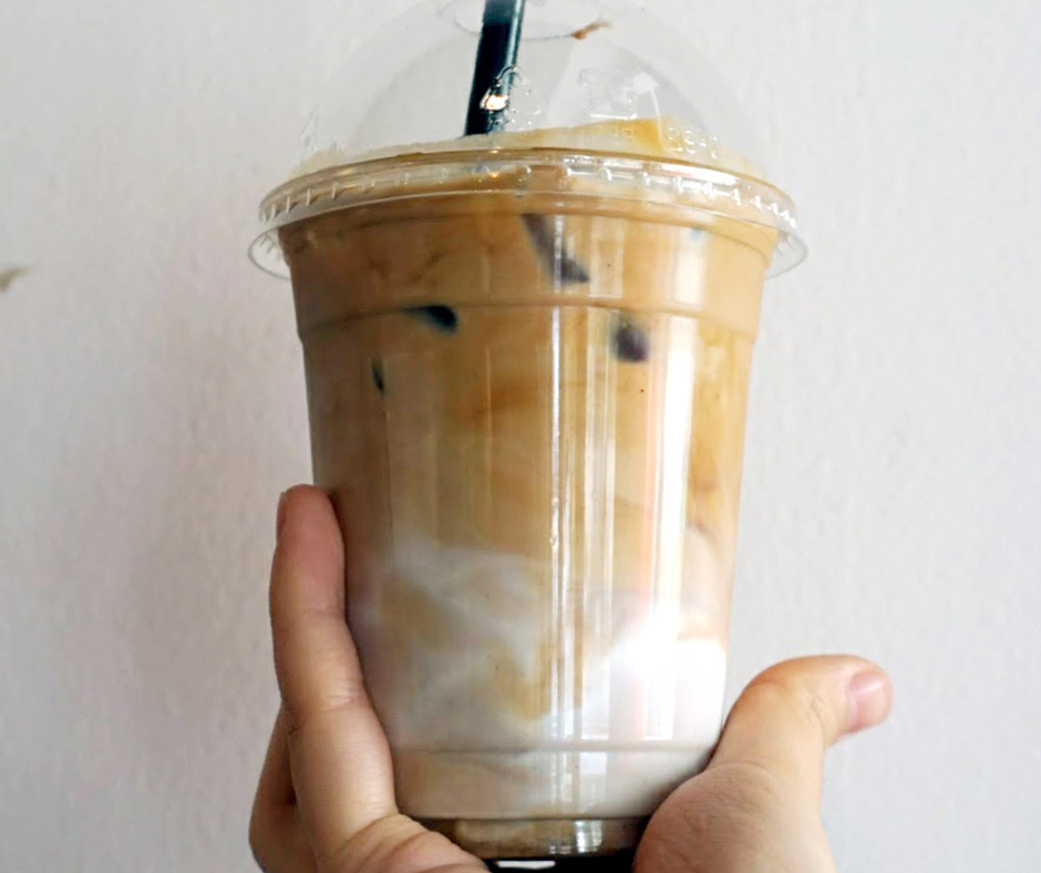 Difference Between Iced Coffee And Iced Latte: The Ultimate Guide