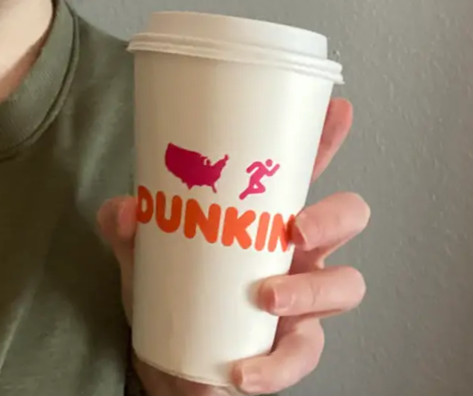 Dunkin Donuts Chai Latte: Spiced Elegance