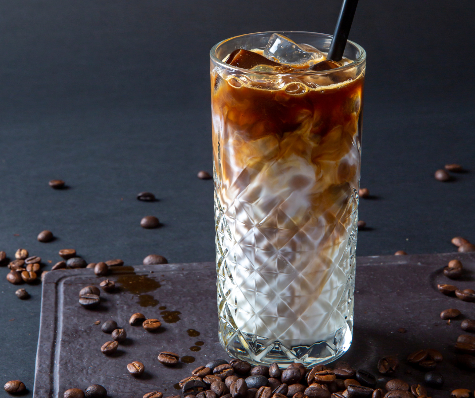 Iced Macchiato vs Iced Latte: Coffee Comparisons