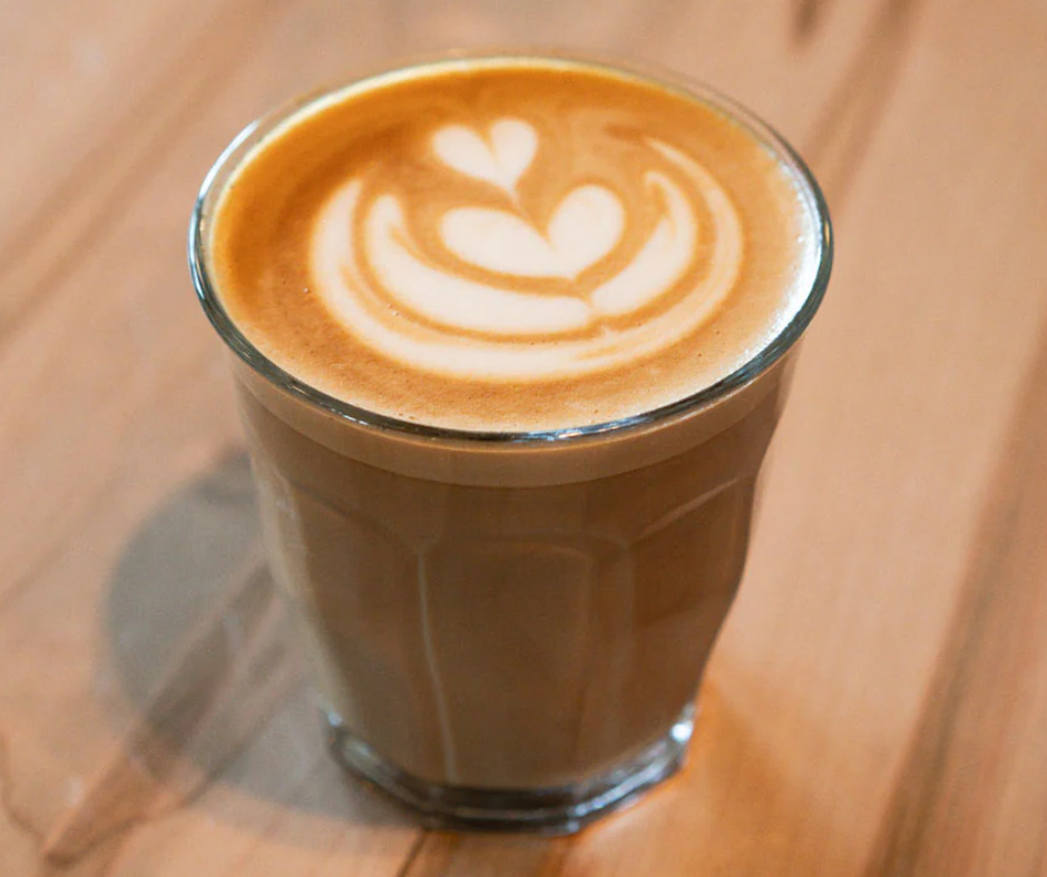 Latte vs Flat White: Coffee Comparisons